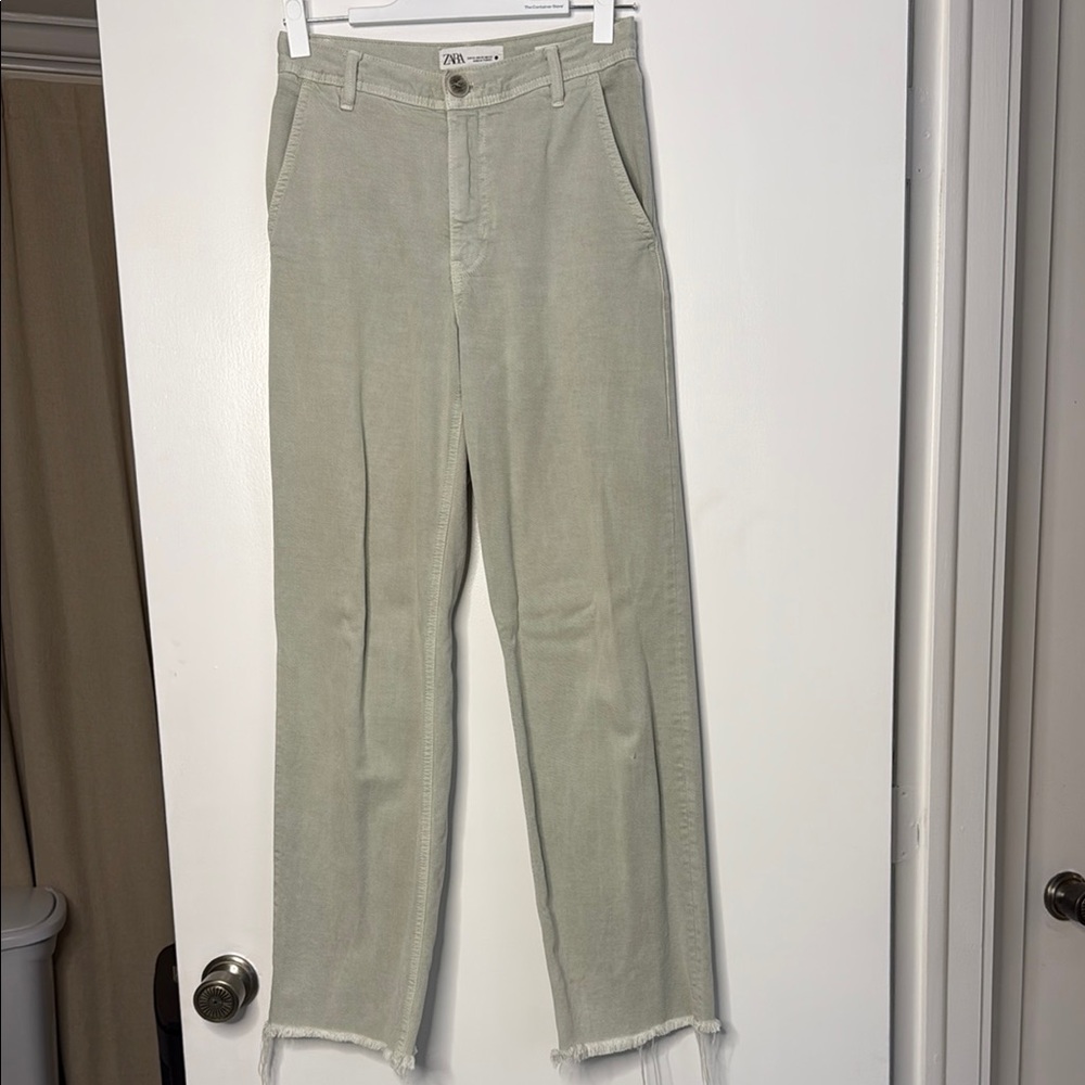 ZARA The Piper Chino size XS